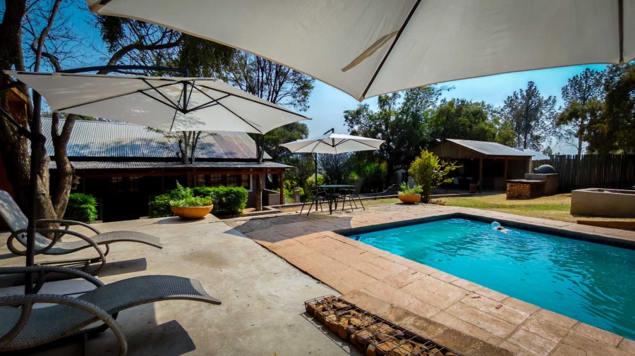 10 Bedroom Property for Sale in Hartbeespoort Rural North West